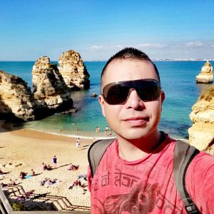 44190204_10218117671592631_3653883250285215744_n