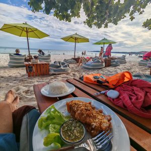 591483089_10241322243892436_1765674731484545606_n