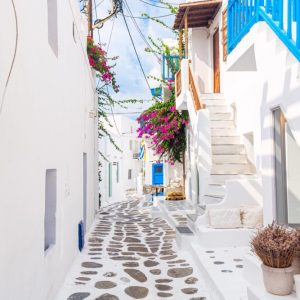 Ruelles-de-Chora-a-Mykonos-1000x667